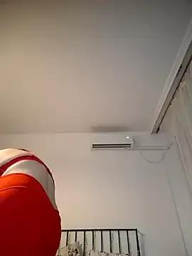 Jassiundich2 on StripChat 