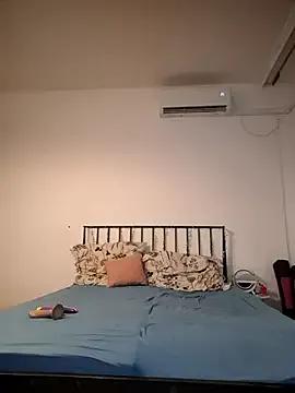 Jassiundich2 on StripChat 