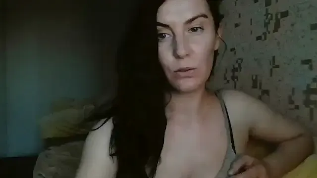 KatalinaQE on StripChat 