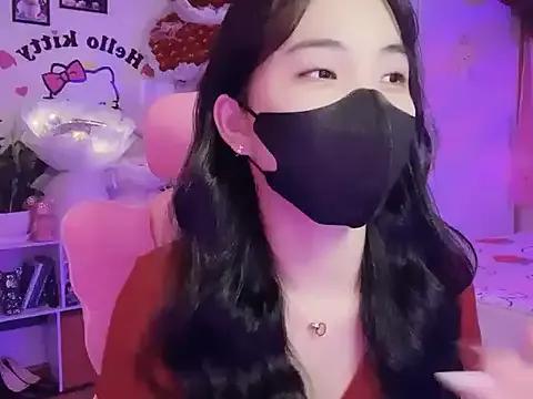 keelinnn19 on StripChat