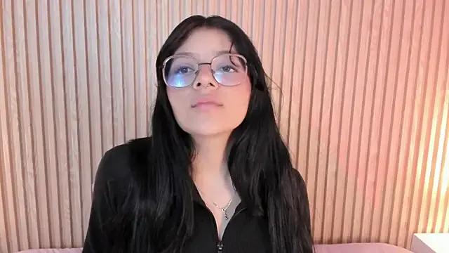 lana_dol on StripChat 