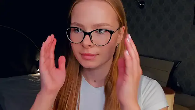 LibbyVenzeio on StripChat 