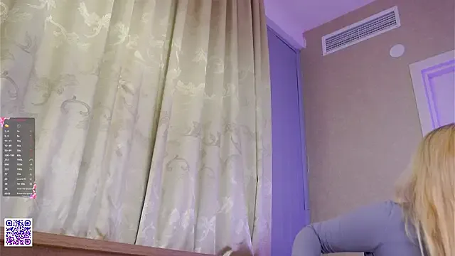 LiliBanger on StripChat 