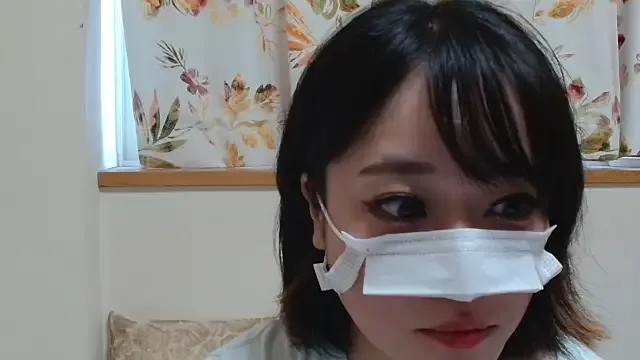 liliyRiSAcha-n on StripChat 