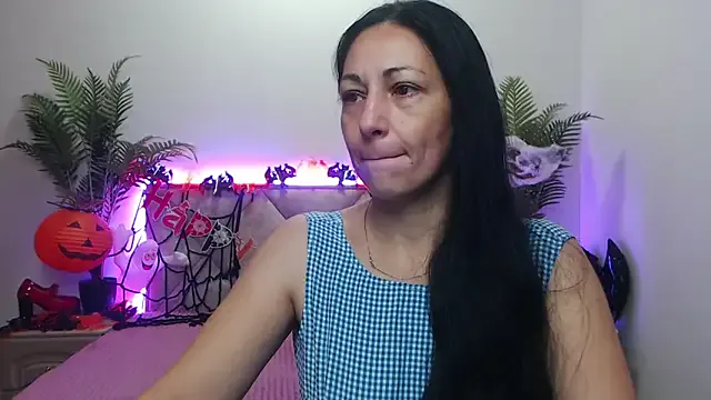 LiluGrants on StripChat 