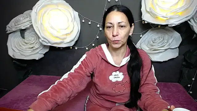 LiluGrants on StripChat 