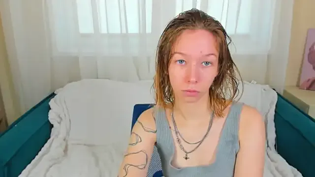 LilyVoise on StripChat 