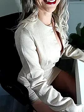 lisshorn on StripChat 