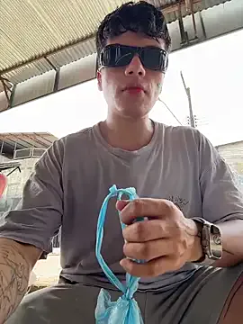 Logan_smith1 on StripChat