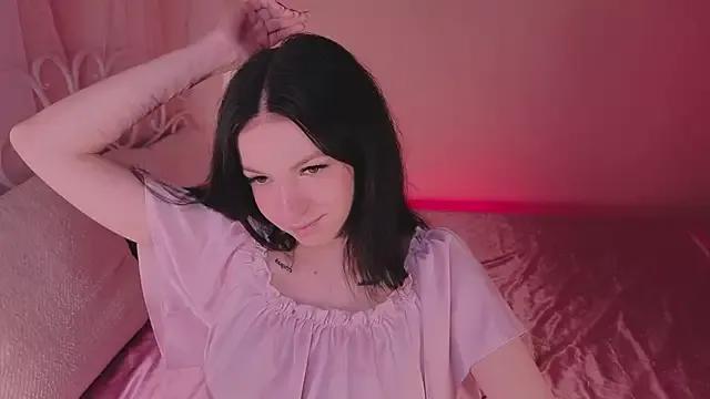 LoonaEclipse on StripChat 