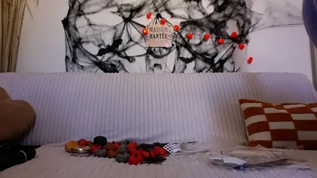 Luccreccia_ on StripChat 