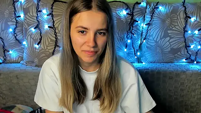 MaggieCake on StripChat