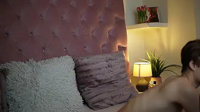 MaiaMini on StripChat 