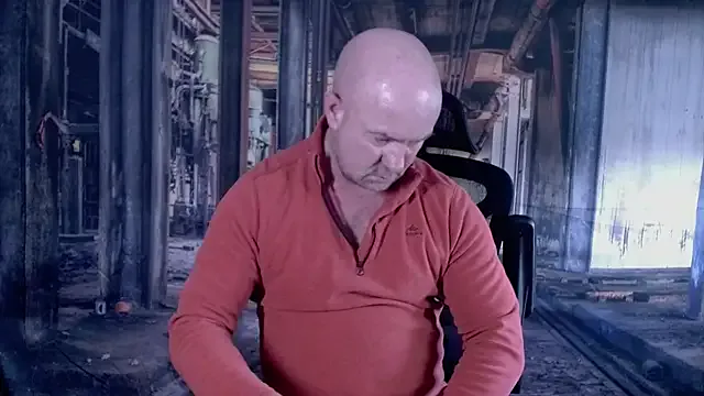 ManlyPrisonGuy — share pre cum