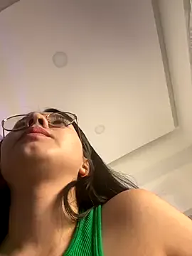 Michelle_Zoe on StripChat