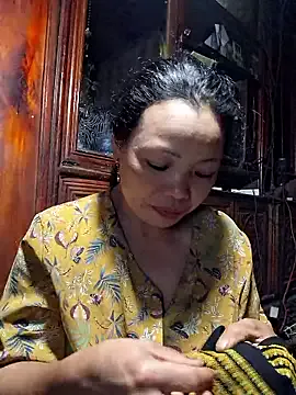 miomio-12 on StripChat 