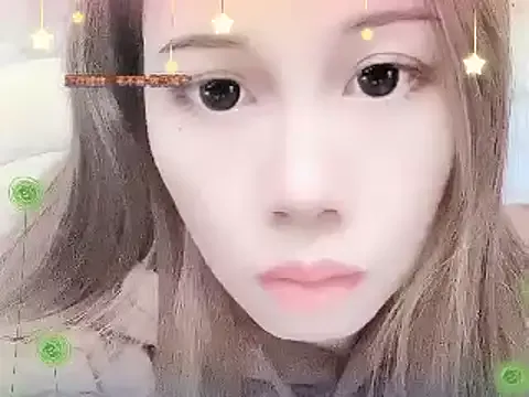 miumiu822 on StripChat 