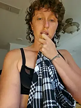 mossy_kiss on StripChat 