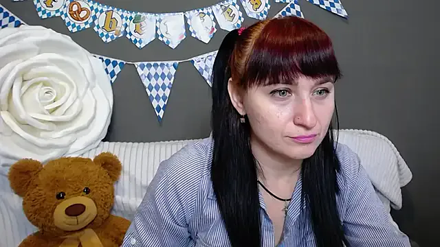 NinaFlawlees on StripChat 