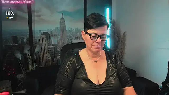 ninarandmann on StripChat 