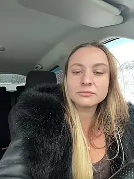 OlgaBuzzz on StripChat