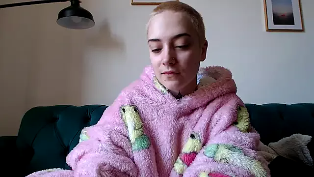 OllympeKaii on StripChat 