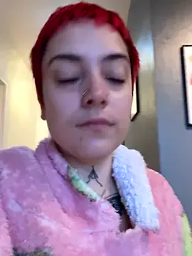 OllympeKaii on StripChat 