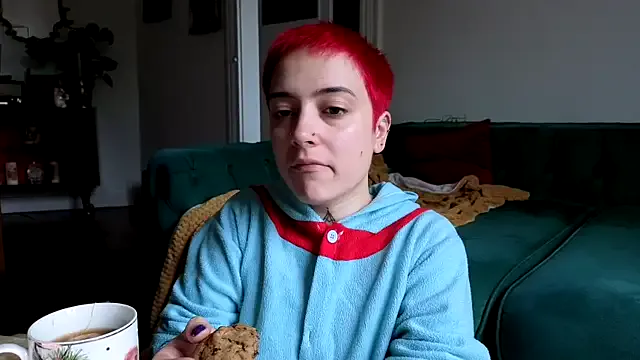 OllympeKaii on StripChat 