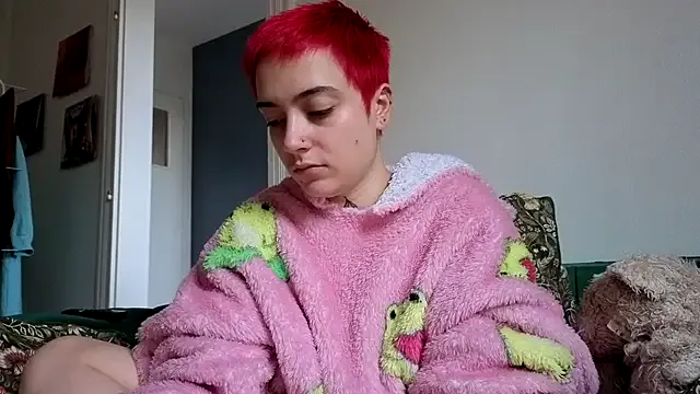 OllympeKaii on StripChat 