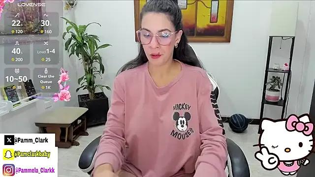 Pammela_Clarkk on StripChat 