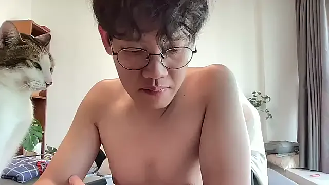 Passionatetwink2 on StripChat 