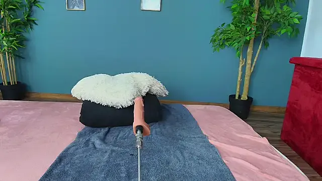 Perfect_Moans — warm my pussy up 