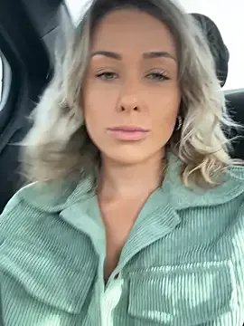 petrouchkaaa_ on StripChat