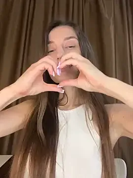 Polli_Kiss on StripChat 