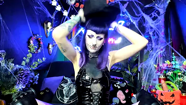 Purple_Coffin666 on StripChat 