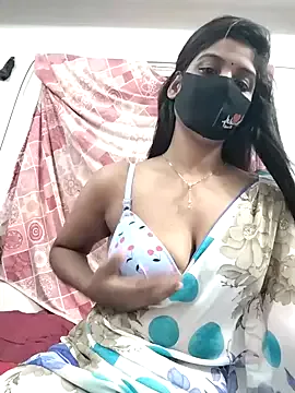 Queen-Any on StripChat 