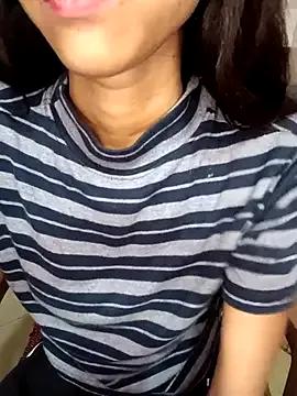 Queen_Pooja7 on StripChat 