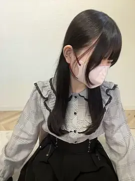 Reina_cute_00_ — Group on StripChat