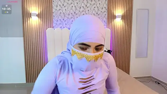 SaharaGoddess on StripChat 