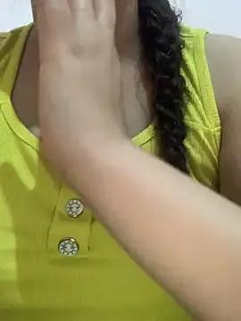 Sara782f on StripChat 