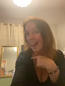 Sassylady on StripChat 