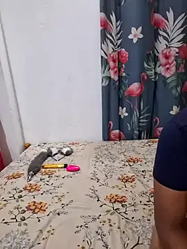 shani_taniya —  Public fuck 5 minutes 