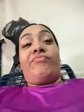 Sheeryl__ on StripChat 