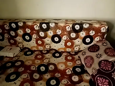 shuhana_ on StripChat 