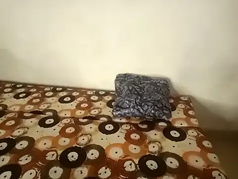 shuhana_ on StripChat 