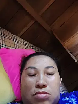 Simple_Pinay143 on StripChat