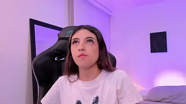 sofiarouge — hello baby