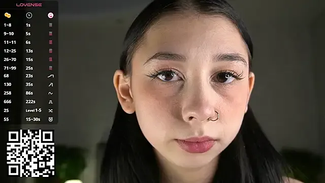 Sssonya on StripChat 