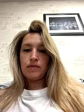 StasyWood on StripChat 