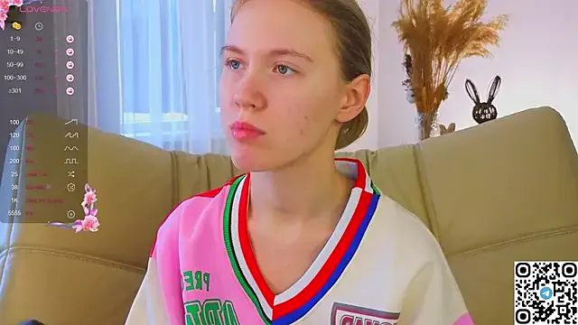 Succubelle on StripChat 